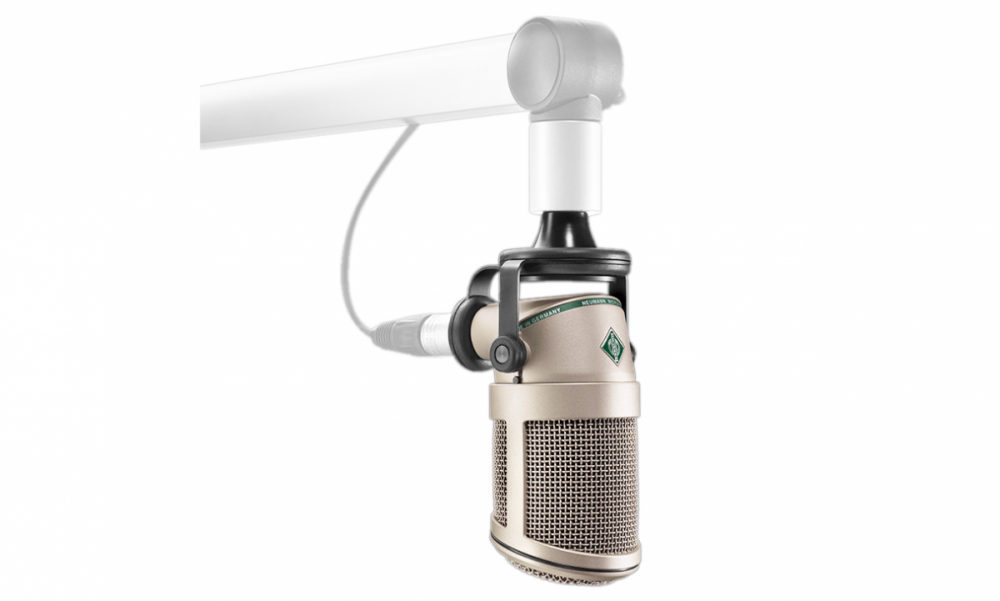 BCM 705 Dynamic broadcast microphone (supernier)